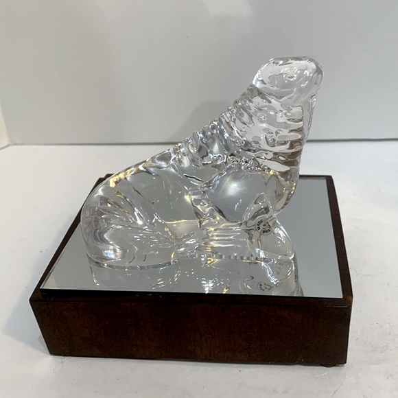 Clear glass seal made in France figurine - Picture 1 of 13